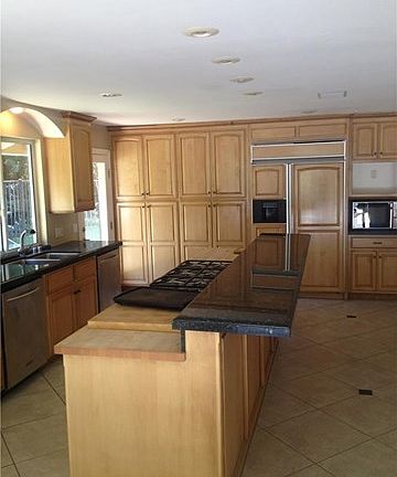 2nd image of 5955 N Acacia Ct