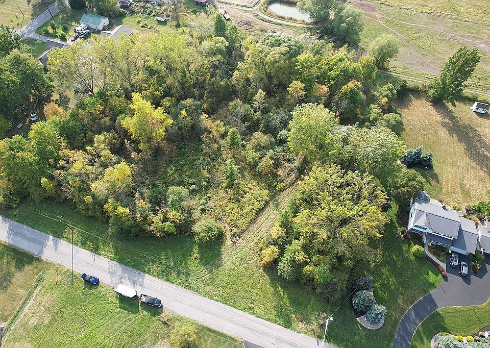 2nd image of 7680 Northfield Rd