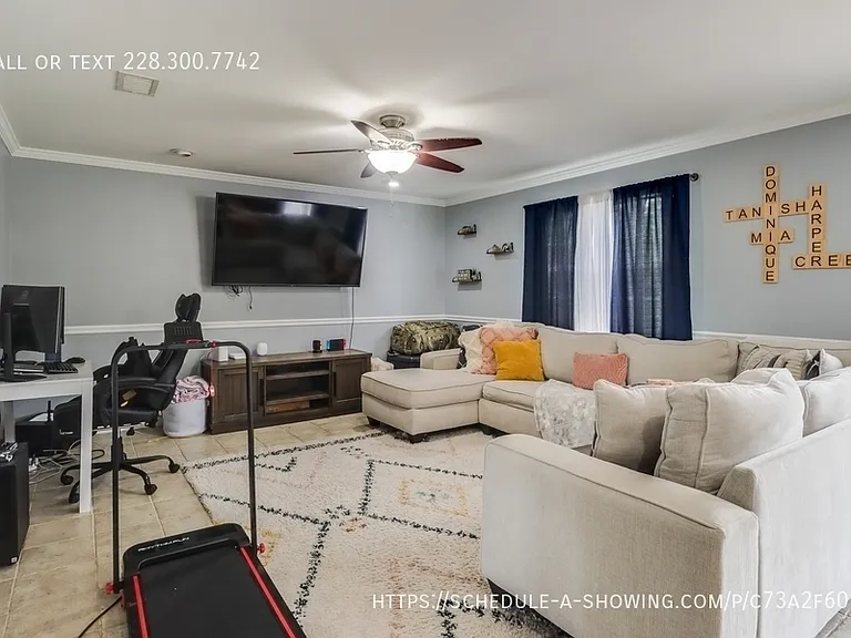 7201 Bienville Dr — Photo 10