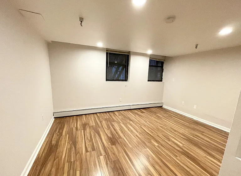 39 Hemenway St #26X — Photo 3