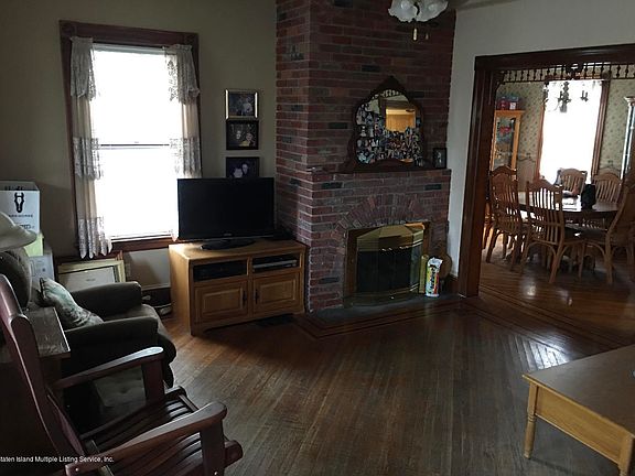 4th image of 222 Butler Ave