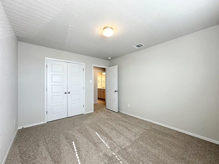 163 Haywood Mnr — Photo 26