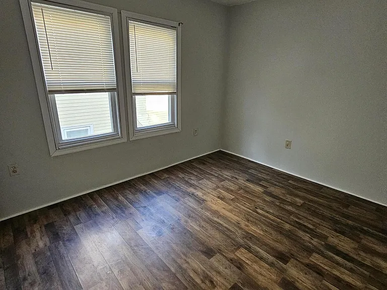 2231 Boulevard Ave — Photo 9
