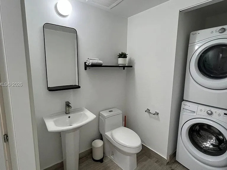 1300 Brickell Bay Dr #3400 — Photo 22