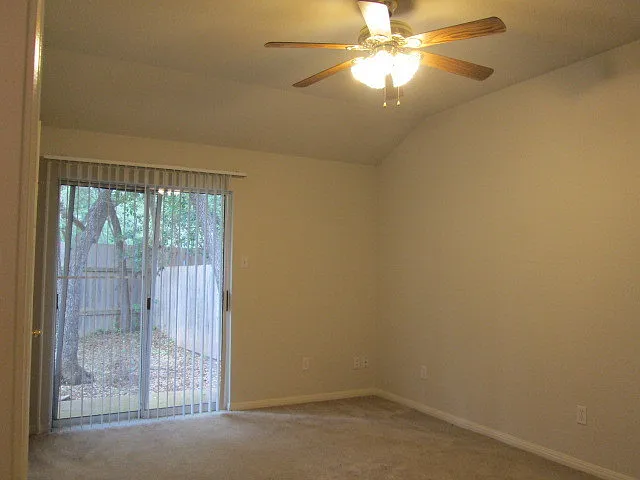 8713 Talyne Chaise Cir — Photo 11