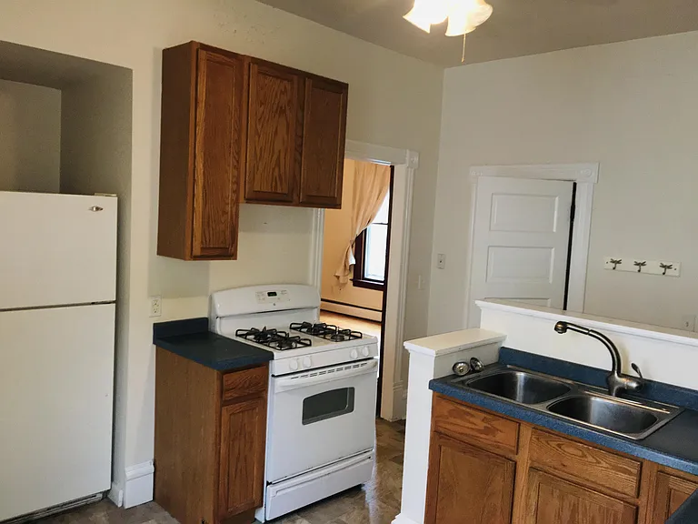 1908 Jackson St NE #1 — Photo 8