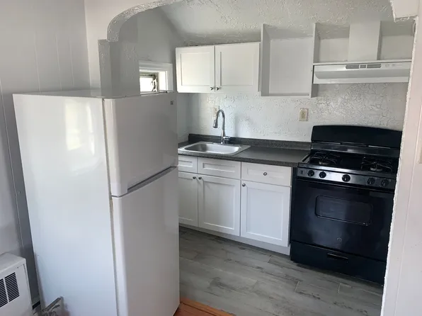 8 Overhill Rd, Upper Darby, PA 19082