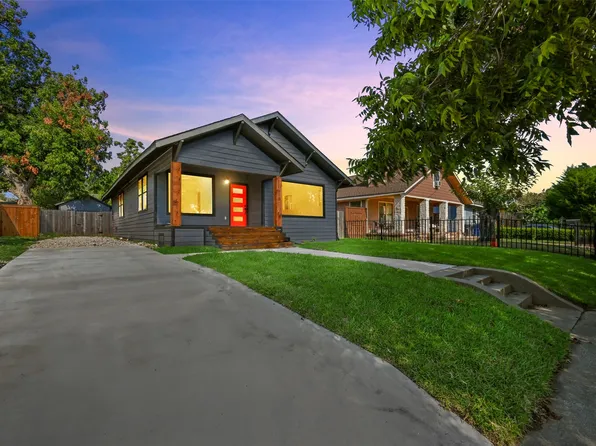 613 S Montreal Ave, Dallas, TX 75208