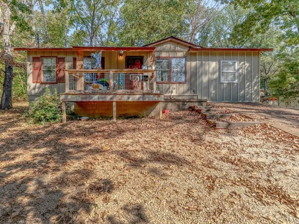 15 Pequot Dr, Cherokee Village, AR 72529
