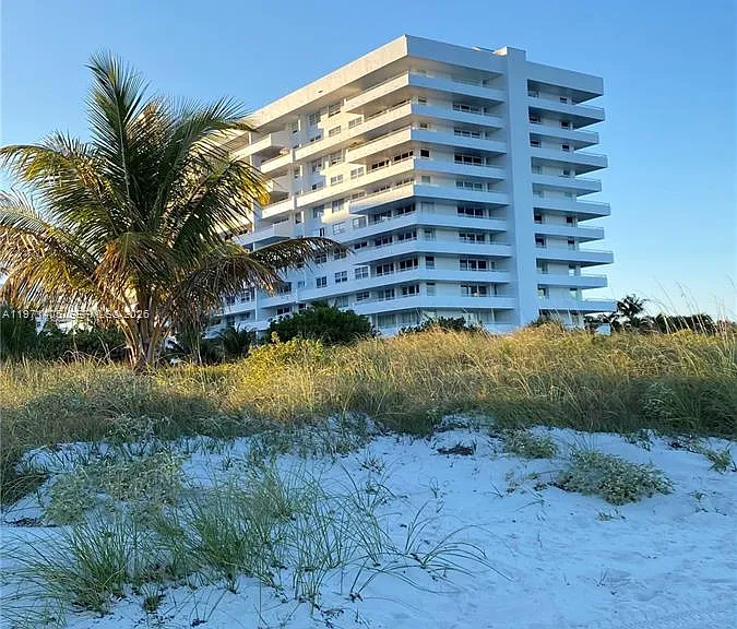 177 Ocean Lane Dr #204 — Photo 11