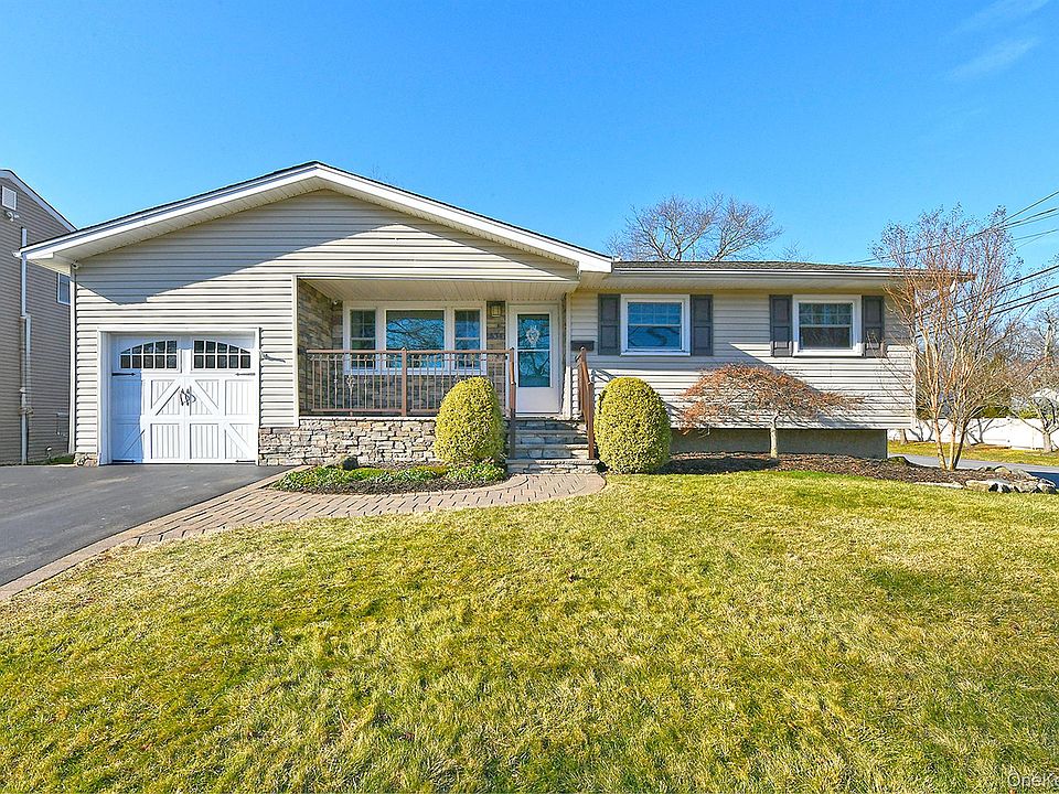1st image of 534 Hyman Avenue