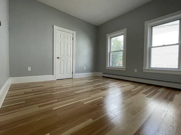 108 Pine St #1 — Photo 17