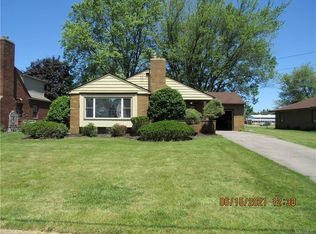 367 W Caledonia St, Lockport, NY 14094