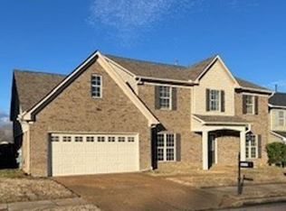9262 Loganberry Ln, Cordova, TN 38016