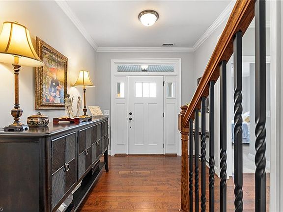 4th image of 102 Beckham Dr