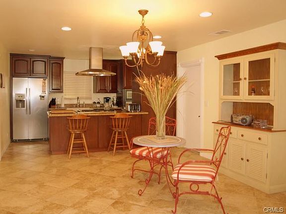 4th image of 3031 N Westhaven St
