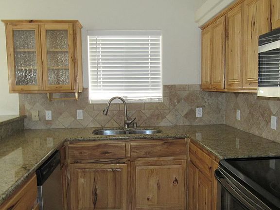 4th image of 3470 Candlewood Dr Unit 107