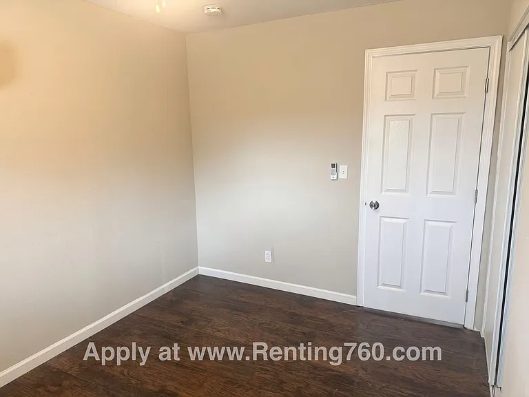6454 Goleta Ave #B — Photo 9
