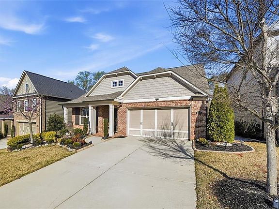 2nd image of 240 Wildcat Ridge Dr