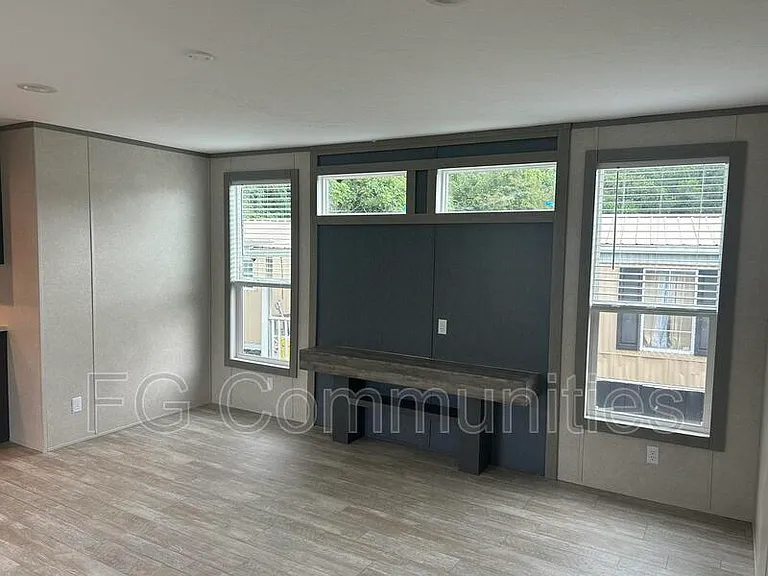 129 Sides Meadow Dr #4 — Photo 13