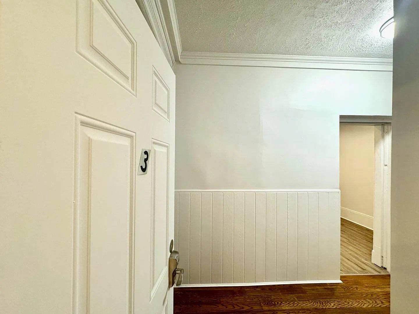 301 W McMillan Apts — Photo 3