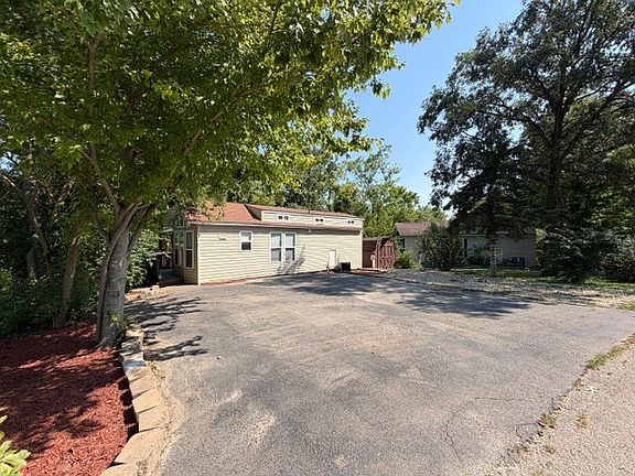 3rd image of 2795 E 28th Rd Lot 1165