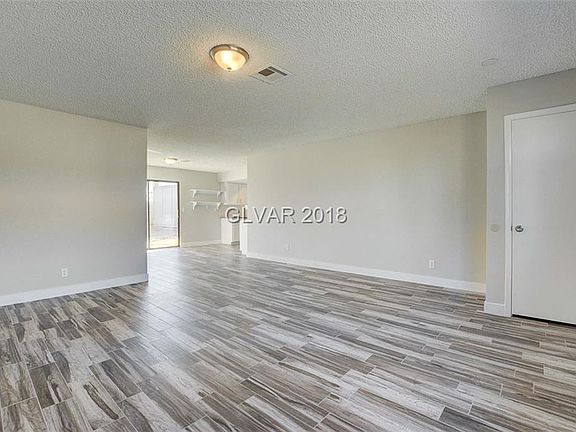 3rd image of 6321 Santa Cruz Ave