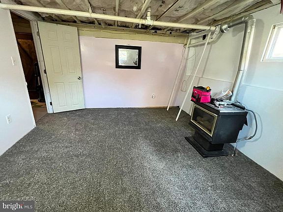 4th image of 710 Mace Ave