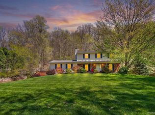 33 Farview Road, Hopewell Junction, NY 12533