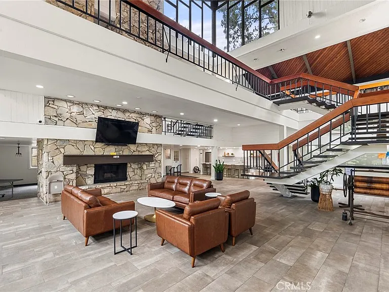 7742 Redlands St — Photo 18