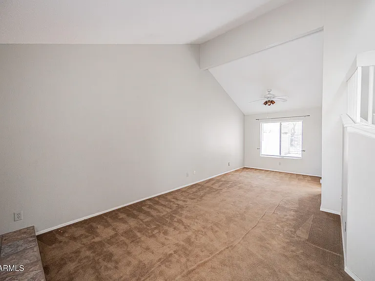 1650 N Ventura Ln — Photo 6