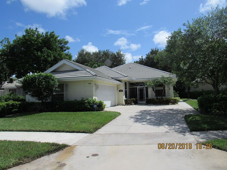 1st image of 124 NW Bentley Cir