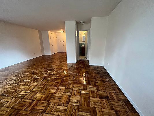 3rd image of 112-34 39th Ave #A