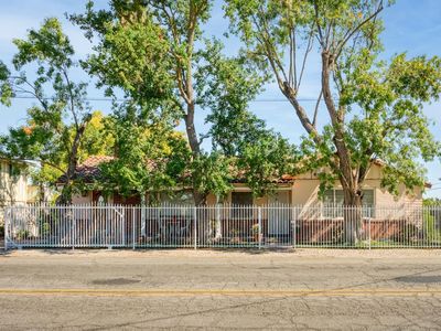 1405 River Rd, Modesto, CA, 95351