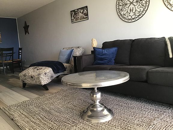 4th image of 4800 Hale Pkwy #806