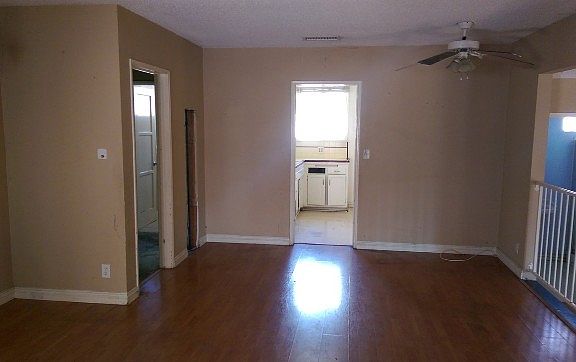 5th image of 11544 Willins St