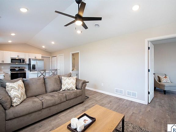 5th image of 3109 Scotch Ln