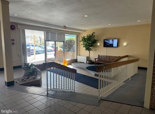 5111 8th Rd S APT 403, Arlington, VA 22204