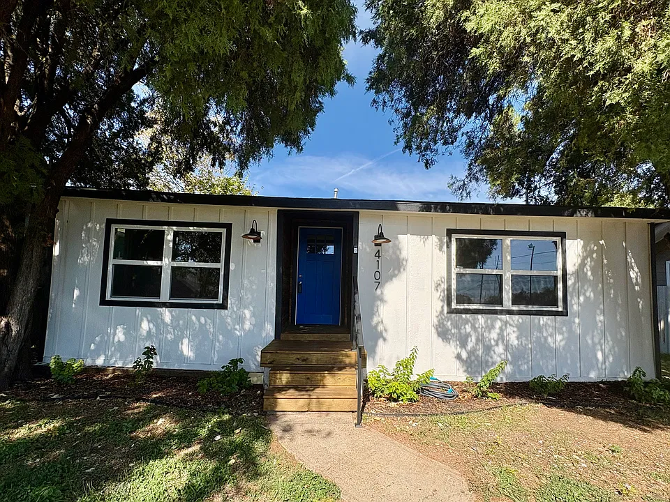 4107 Rockford Dr