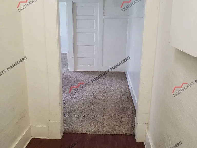 914 N Tower Ave — Photo 12
