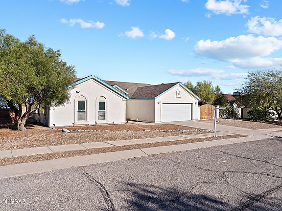 2nd image of 2780 W Calle Cuero De Vaca