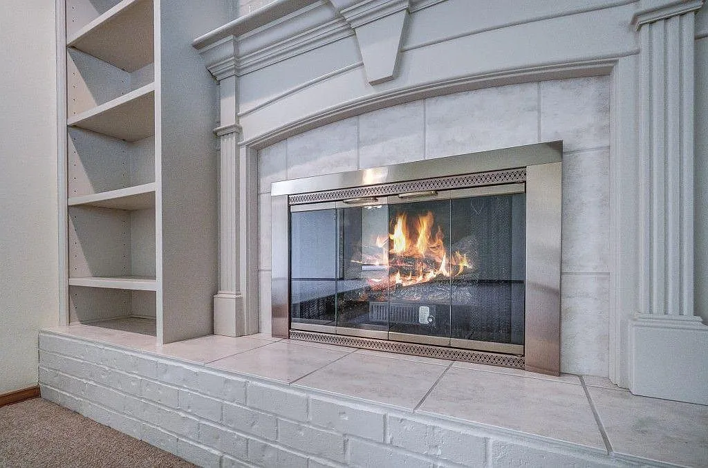 3 bed, 1612 sqft, $2,950 — Photo 3