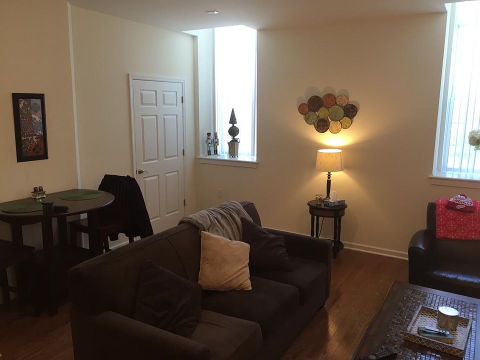 2nd image of 202 State St #102