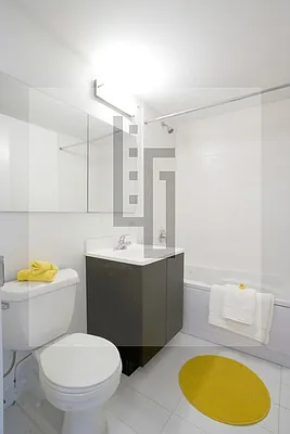 Rented by Loom Group | media 15