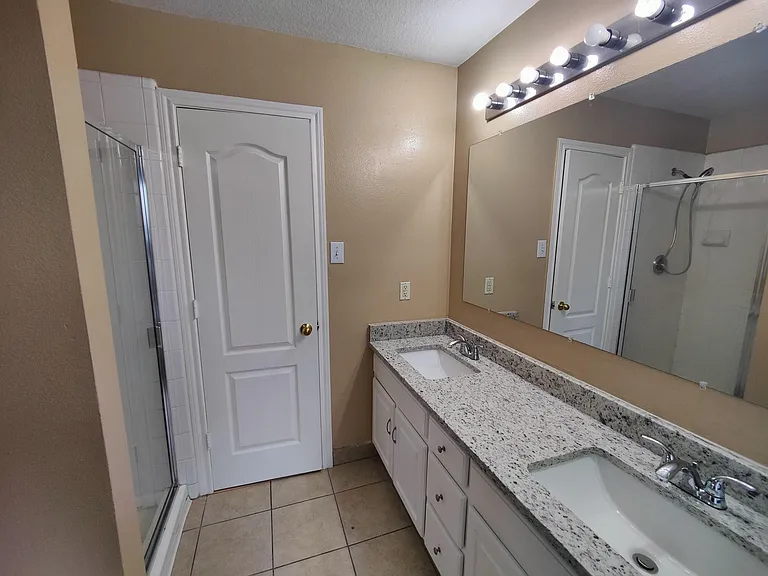 5118 Littleneviss Dr — Photo 25
