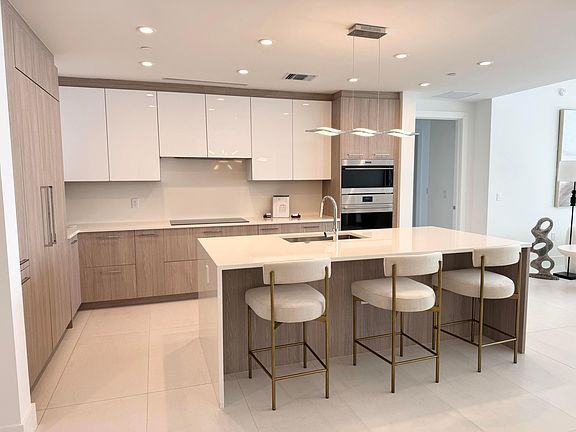 4th image of 153 N Seabreeze Boulevard #1101 S