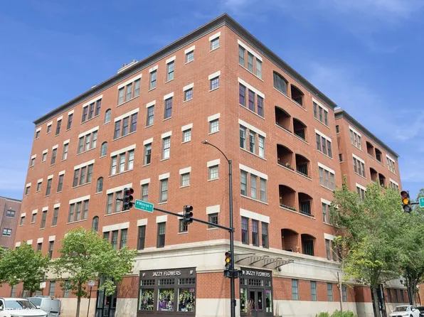 35 S Racine Ave APT 6SE, Chicago, IL 60607