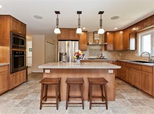 4525 Troy Mills Rd, Center Point, IA 52213