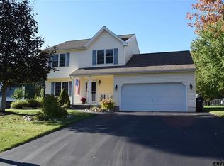 33 Squire Rd, Schenectady, NY 12304