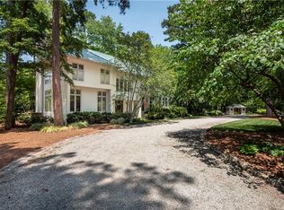 2677 Shorehaven Dr, Virginia Beach, VA 23454